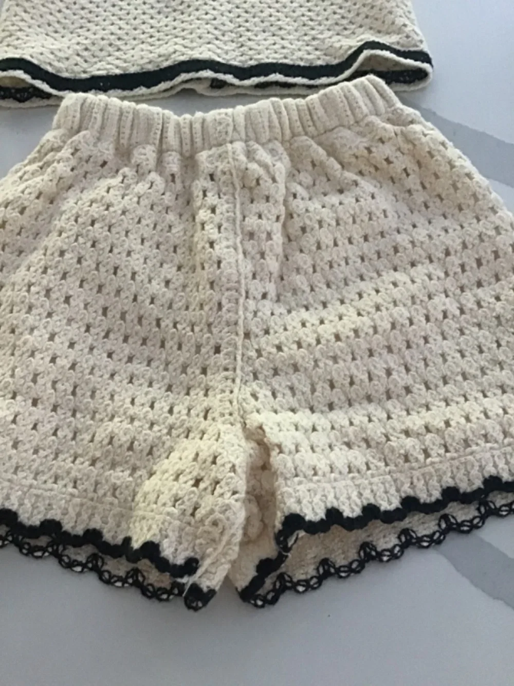 Btween crochet 2 piece short set , Ivory, Size Toddler Girl 2T